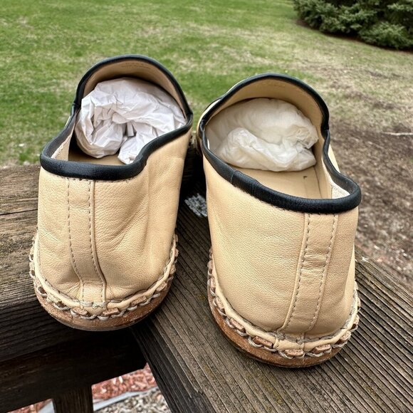 CHANEL 19C Women's Sz 40 Lambskin Beige/Black Mocassins Loafers W/Box - Picture 7 of 16